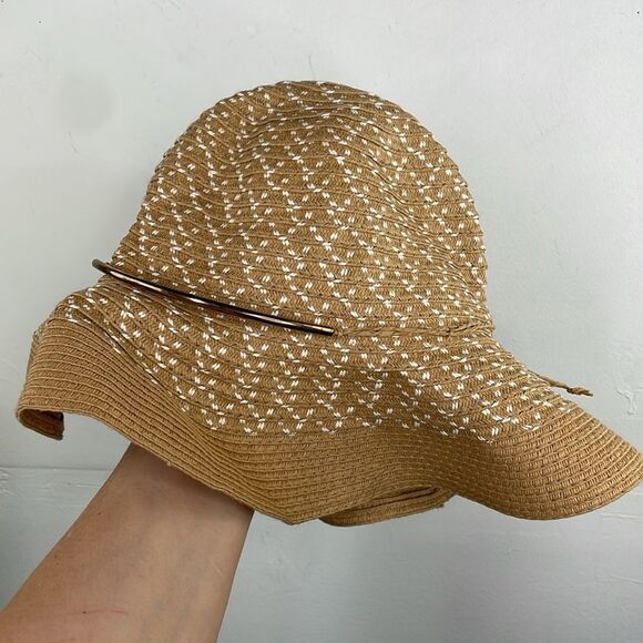 Sun Floppy Woven Straw Hat - Picture 3 of 8
